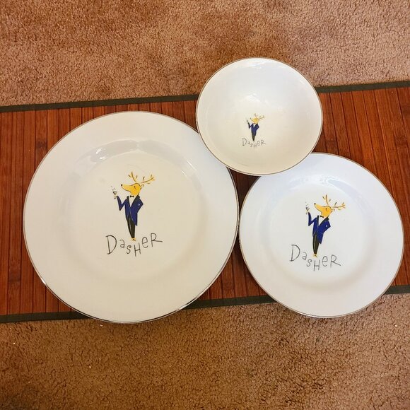 Pottery Barn Matching Reindeer Salad Plates/Dinner Plates/Bowls - 9 Pieces - Picture 7 of 8